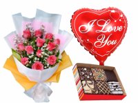 12 Pink Roses w/Fudgy Brownies & Balloon