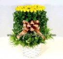 100 Yellow Roses Basket